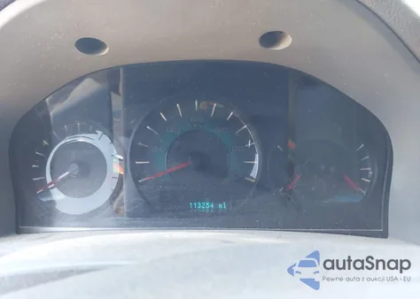 2010 Ford Fusion Se z USA, uszkodzony, nr VIN 3FAHP0HAXAR101484